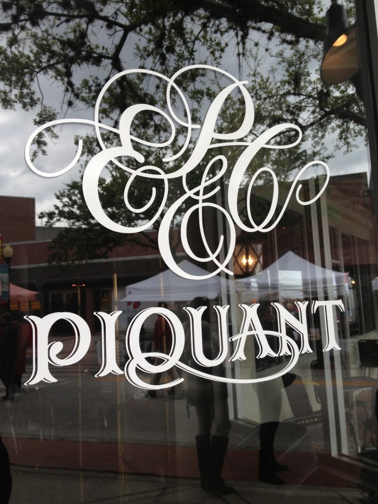 piquant sign