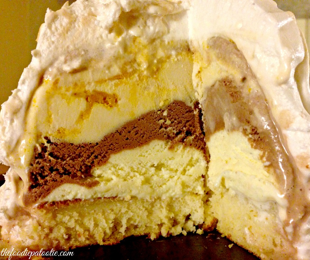 Baked Alaska via TheFoodiePatootie.com | #dessert #icecream #chocolate #vanilla #recipe