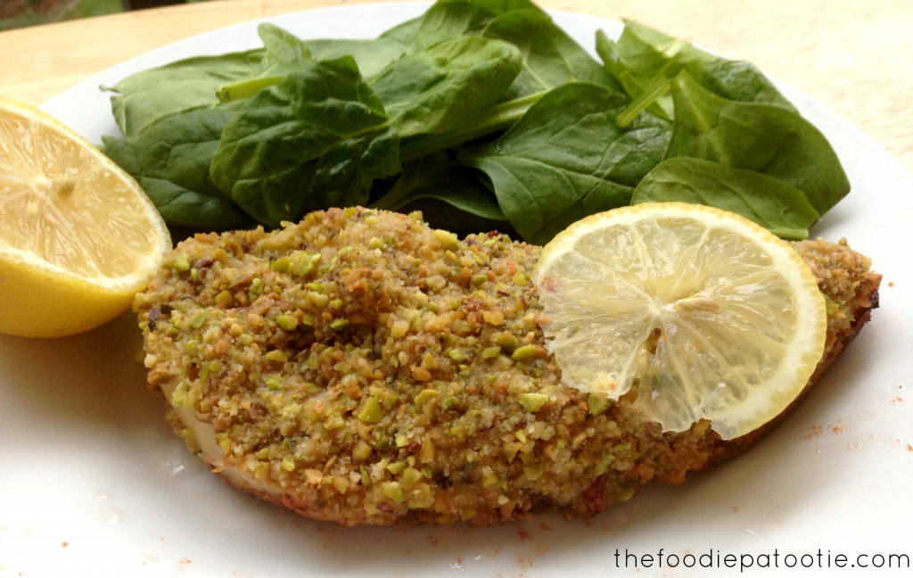 Pistachio-Crusted Chicken via TheFoodiePatootie.com | #poultry #nuts #chicken #recipe