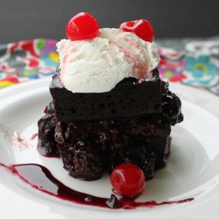 Black Forest Brownie Cake via TheFoodiePatootie.com | #chocolate #dessert #cherries #brownie #cake #recipe #foodholiday