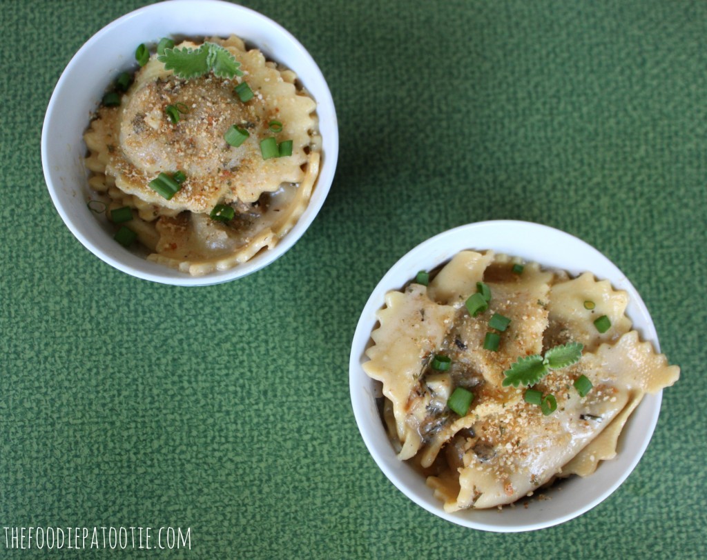 Chicken Marsala Ravioli via TheFoodiePatootie.com | #pasta #recipe #foodholidays