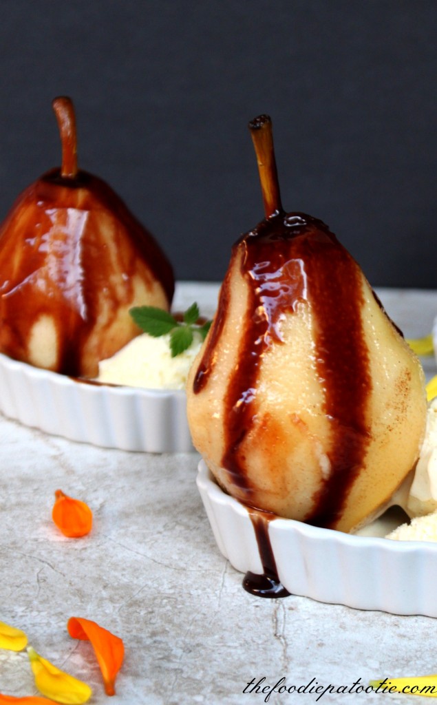 Pears Belle Helene via TheFoodiePatootie.com | #dessert #pears #fruit #chocolate #French #recipe #foodholiday