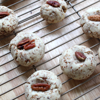 National Pecan Sandy Day | Pecan Sandies