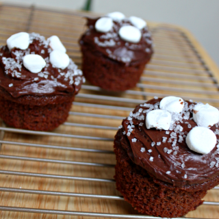 National Rocky Road Ice Cream Day | Rocky Road Cupcakes