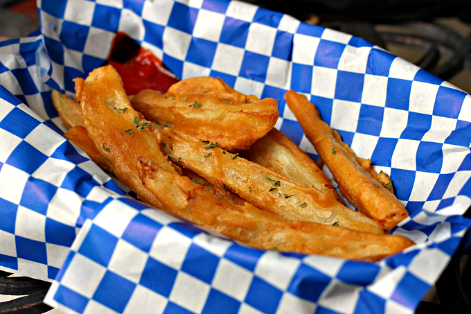 Homemade Crispy Seasoned French Fries Recipe