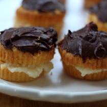 National Boston Cream Pie Day | Boston Cream Pie Cupcakes