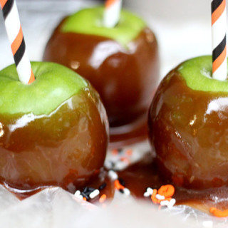 National Caramel Apple Day | Easy Caramel Apples