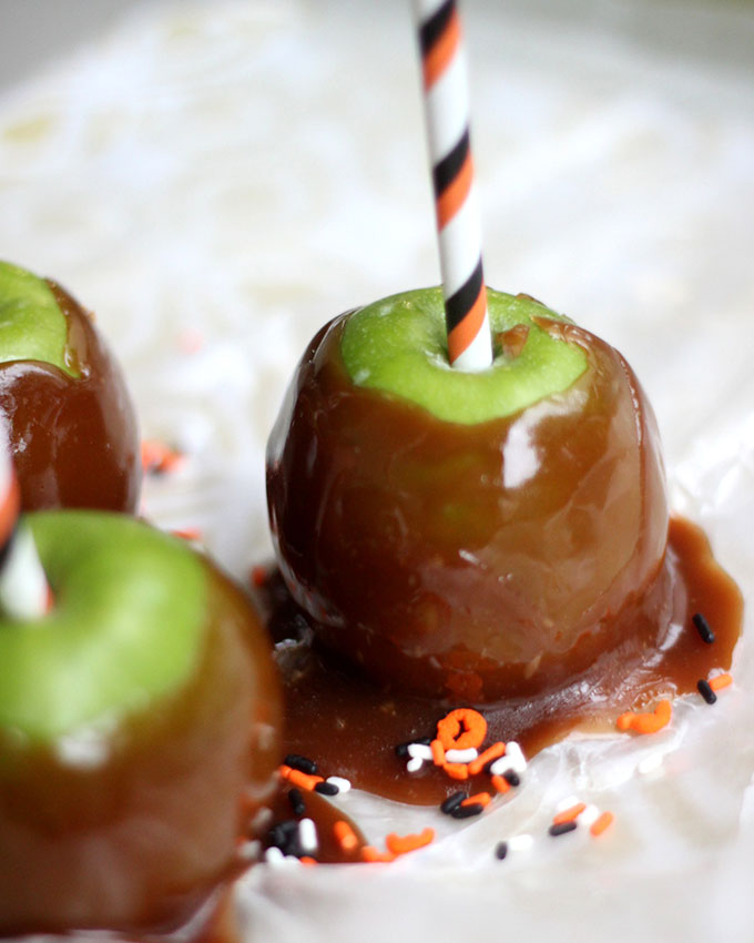 National Caramel Apple Day | Easy Caramel Apples