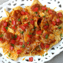 National Nachos Day | Cheesy Chili Nachos