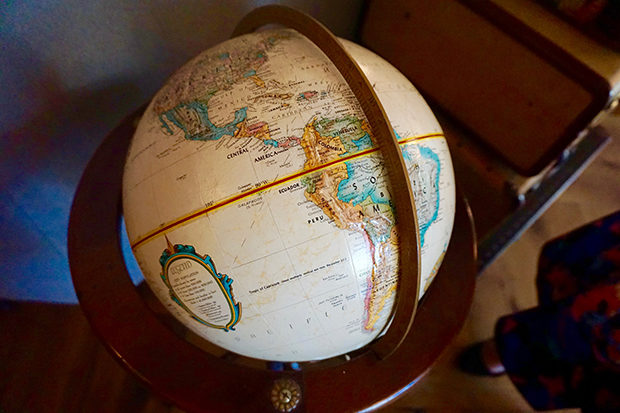 Oxford-Exchange-globe