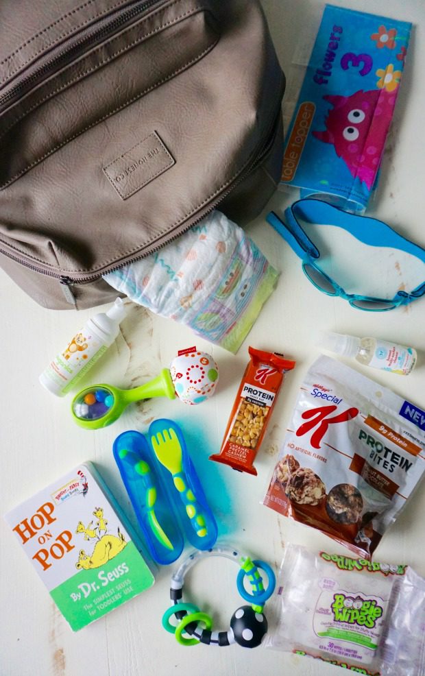 WHATS IN MY DIAPER BAG FOR TODDLER