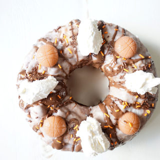 basketball bundt cake 7up