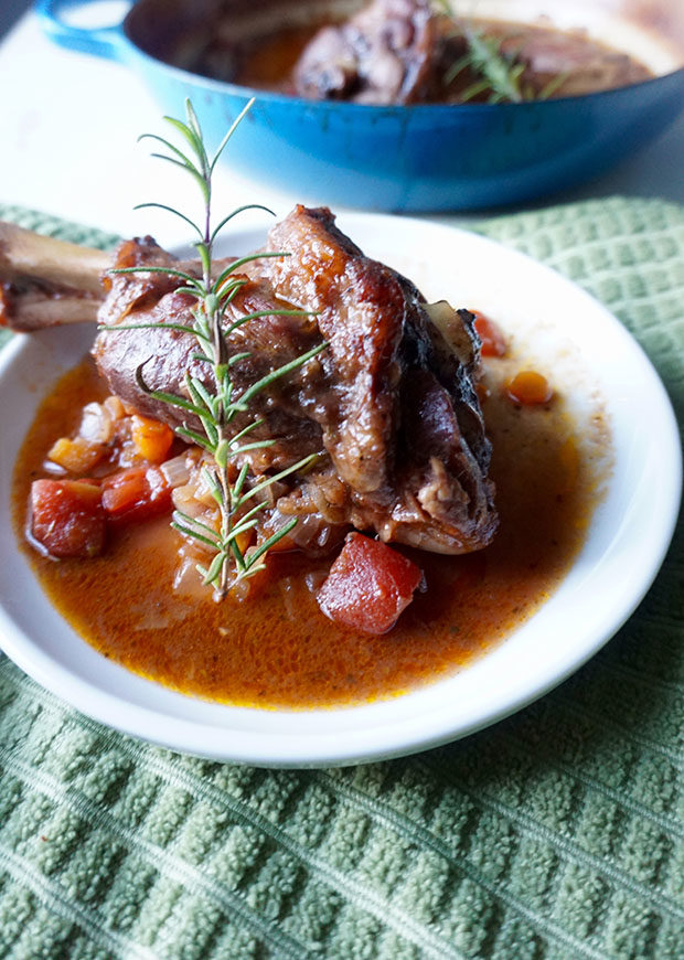 Braised Rosemary Lamb Shanks recipe – The Foodie Patootie