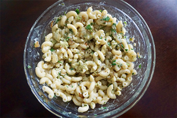 Creamy Avocado Macaroni and Cheese