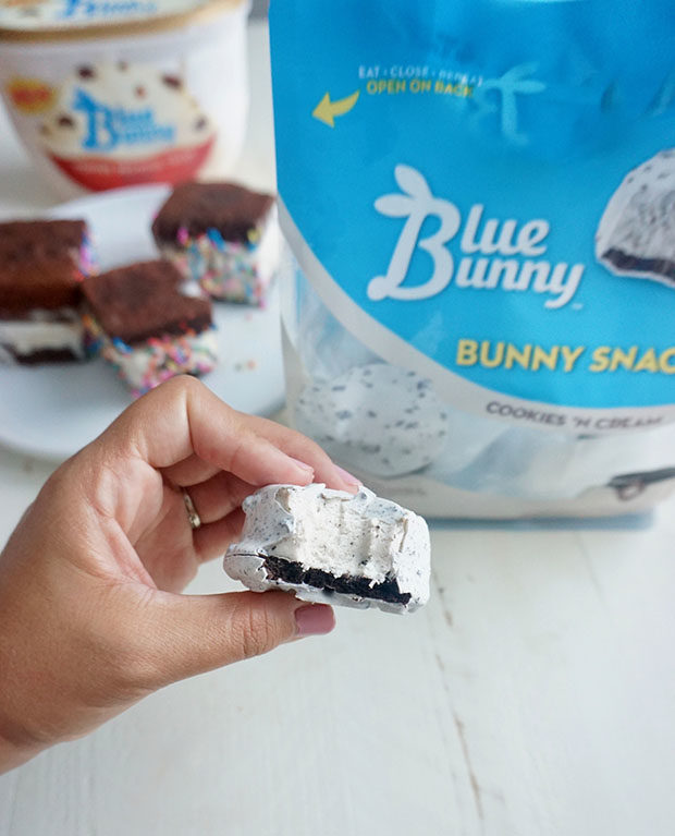 Blue Bunny Bunny Snacks Cookies and Cream