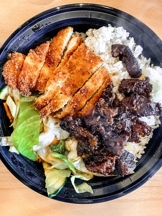 Large two protein bowl at Teriyaki Madness